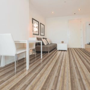 Madera Ontario Natural 2Caras 45x45 (2,23)